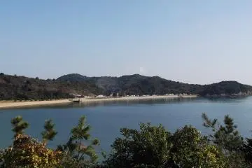 One of the island's many coves
