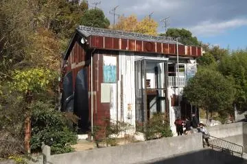 Gallery image