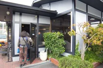 Gallery image