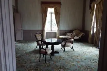 Sitting Room Jinpukaku