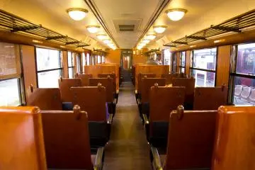 하야토노카제의 아름답고 소박한 인테리어