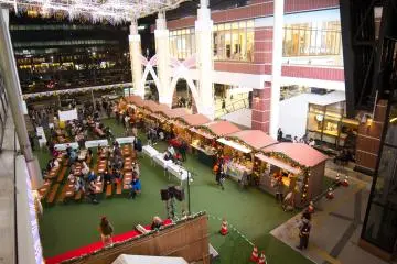 The smaller Christmas market of Kagoshima-chuo station