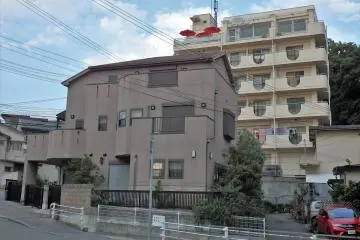 Gallery image