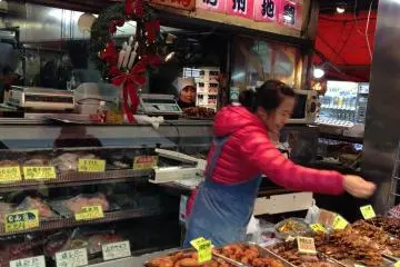 <p>Chicken wing and croquette. This place is full of energy!</p>