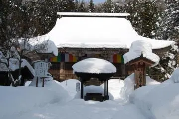 Konpon-chodo, Yamadera's main temple hall, is located at the foot of the mountain