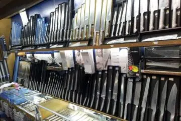 A wall of knives (Photo: KWHedlund)