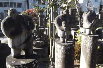 The other strange statues