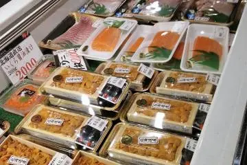 ซูชิ ซาชิมิ และอาหารทะเลอื่นๆ