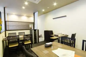 Tables upstairs