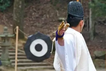 Momote-sai