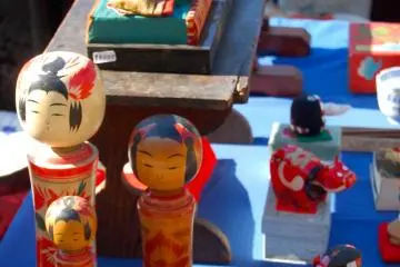 Kokeshi (こけし) dolls - traditional and delightful