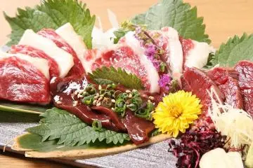 The basashi sample plate (Photo: Basashiya Masashi)
