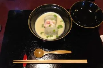 6. 温物 (Onmono)