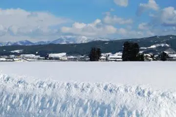 Panorama musim dingin di sekitar Oyama, musim dingin itu sangat keras di Tohoku.