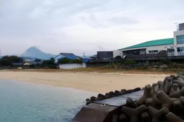 Seapa is right by the sea