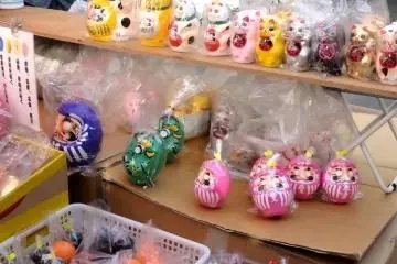 <p>ดารุมะหลากหลาย ความปรารถนามากมาย</p>