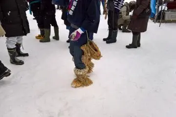 Traditional foot wear