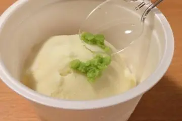 Kawasemi Honkan - Glace au Wasabi