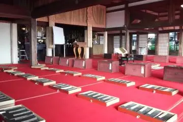 Gallery image