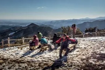  Because of its legendary views this mountain attracts many visitors