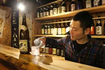 Glocal Bar Imo Vibes에서 소주 마시기