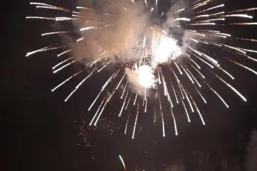 Kawakamikyo Fireworks Festival (Photo: Saga Prefecture)