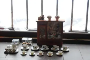 Decoration in Orizuru restaurant