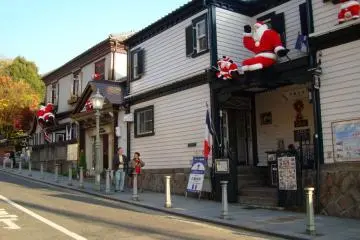 Gallery image