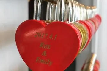 Visit with a loved one and engrave a lock to commemorate your visit (Photo: Ophelia Cai)