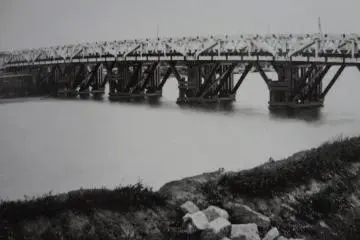 500-meter long bridge over the Tamagawa River