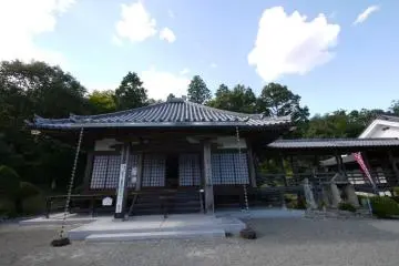 The main temple building