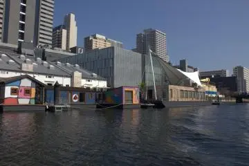 Tennozu Isle is home to many waterfront venues