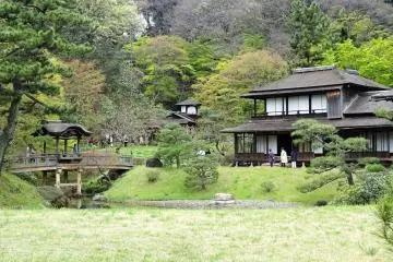 วิลล่ารินชุนคะคุ (Rinshunkaku) วิลล่าสมัยเอโดะ จากจังหวัดวะคะยะมะ (Wakayama)