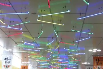 Illumination of the passage