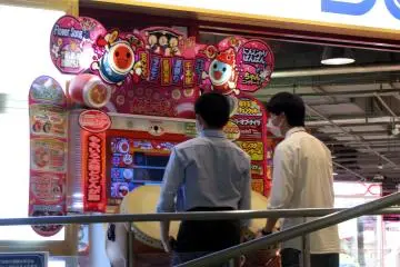 Playing machines