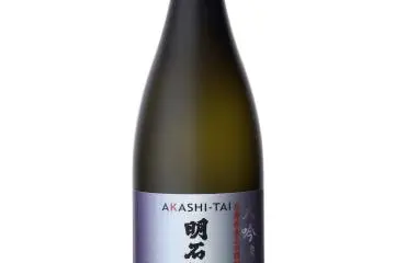 Akashi Daiginjo Sake (Photo: Akashi Sake Brewery)