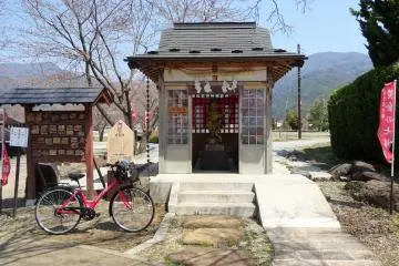 Gallery image