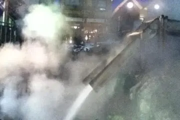 Yubatake at night