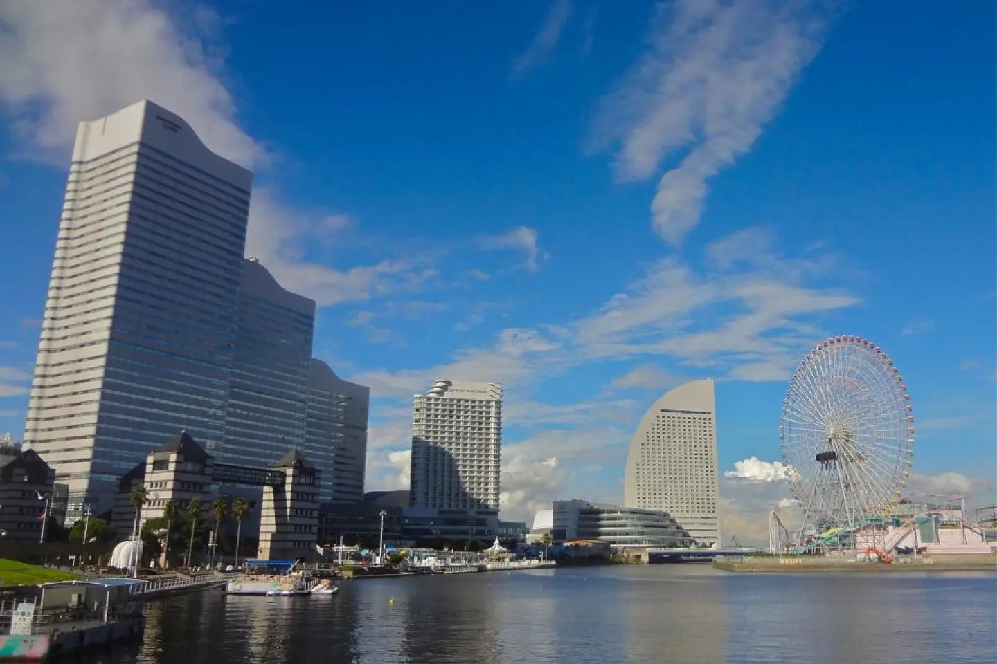 Minato Mirai Kisha-michi Promenade