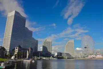 Minato Mirai Kisha-michi Promenade