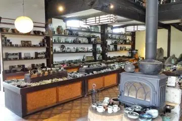 ภายในร้านจัดได้น่าชม