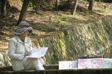 The artist at Philosopher's Path