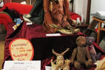 Gallery image
