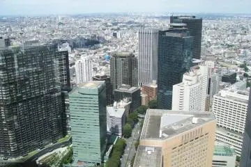 The observation deck is on the 45th floor and it's free of charge