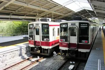 La dernière partie du trajet jusqu'à Nikko s'effectue à bord d'un train plus petit