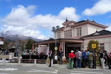 Gallery image