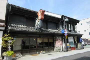There are few old houses in Matsumoto