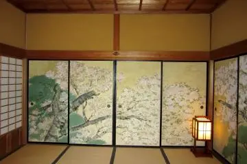 Spring themed room