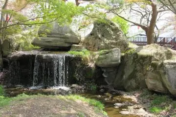 Decorative waterfall