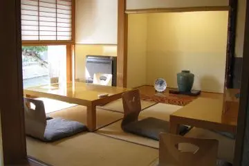 Nice sitting zone for the guests